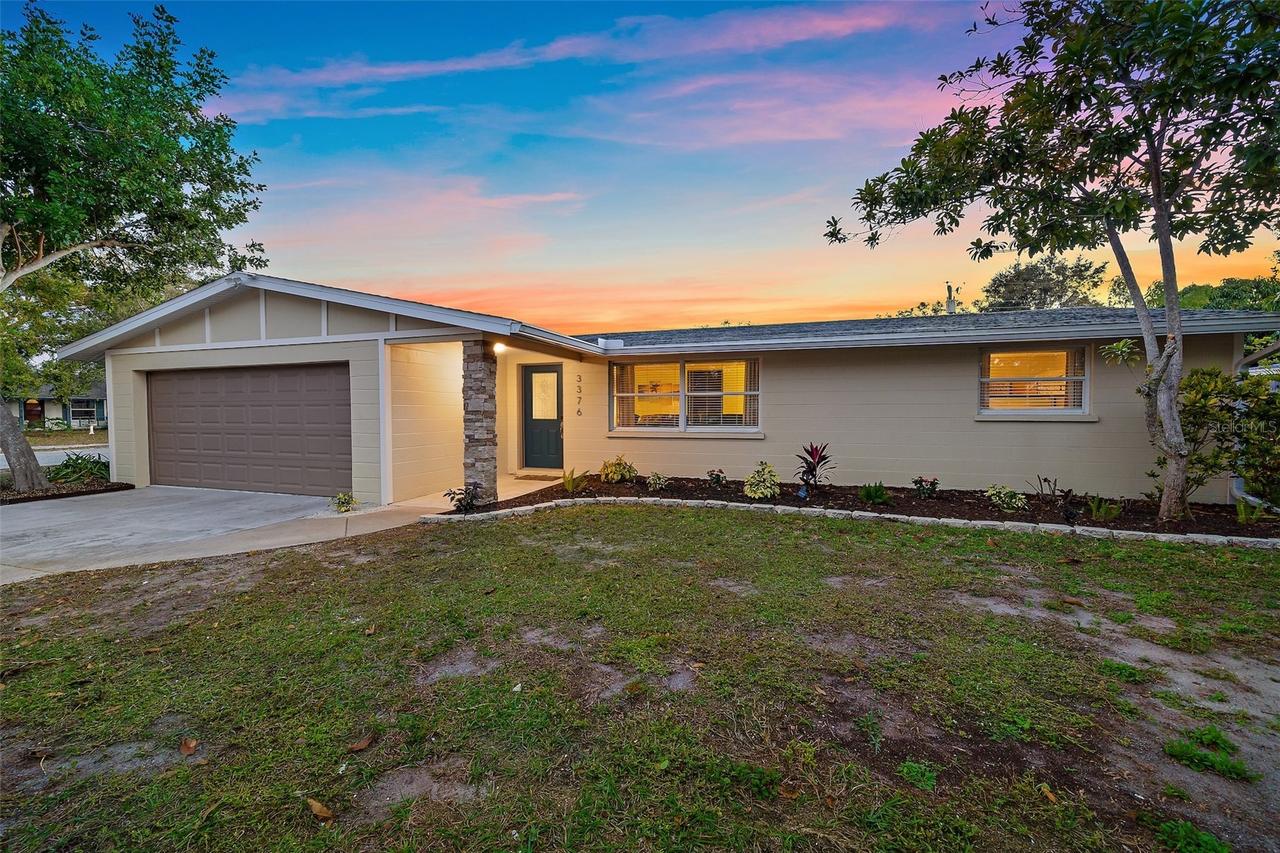 3376 7th St., Sarasota, FL 34237