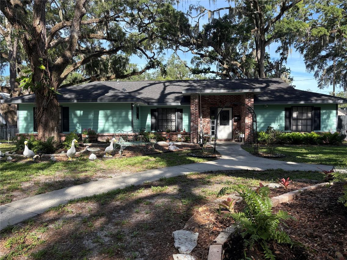 1910 S Park Ave., Sanford, FL 32771