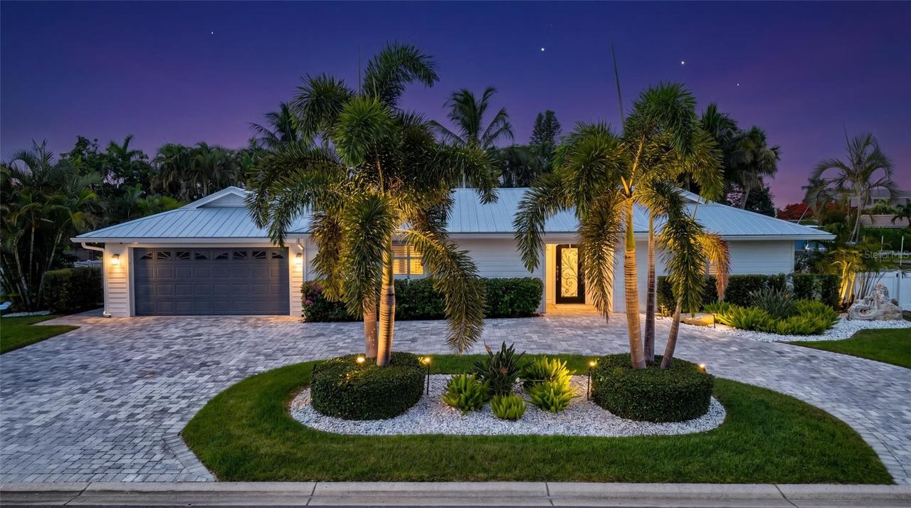 571 Ranger Ln., Longboat Key, FL 34228