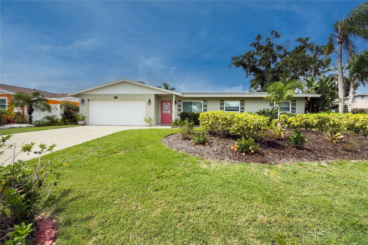 3326 Bougainvillea St., Sarasota, FL 34239