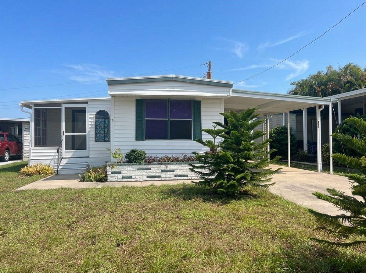 235 Trailorama Dr., North Port, FL 34287