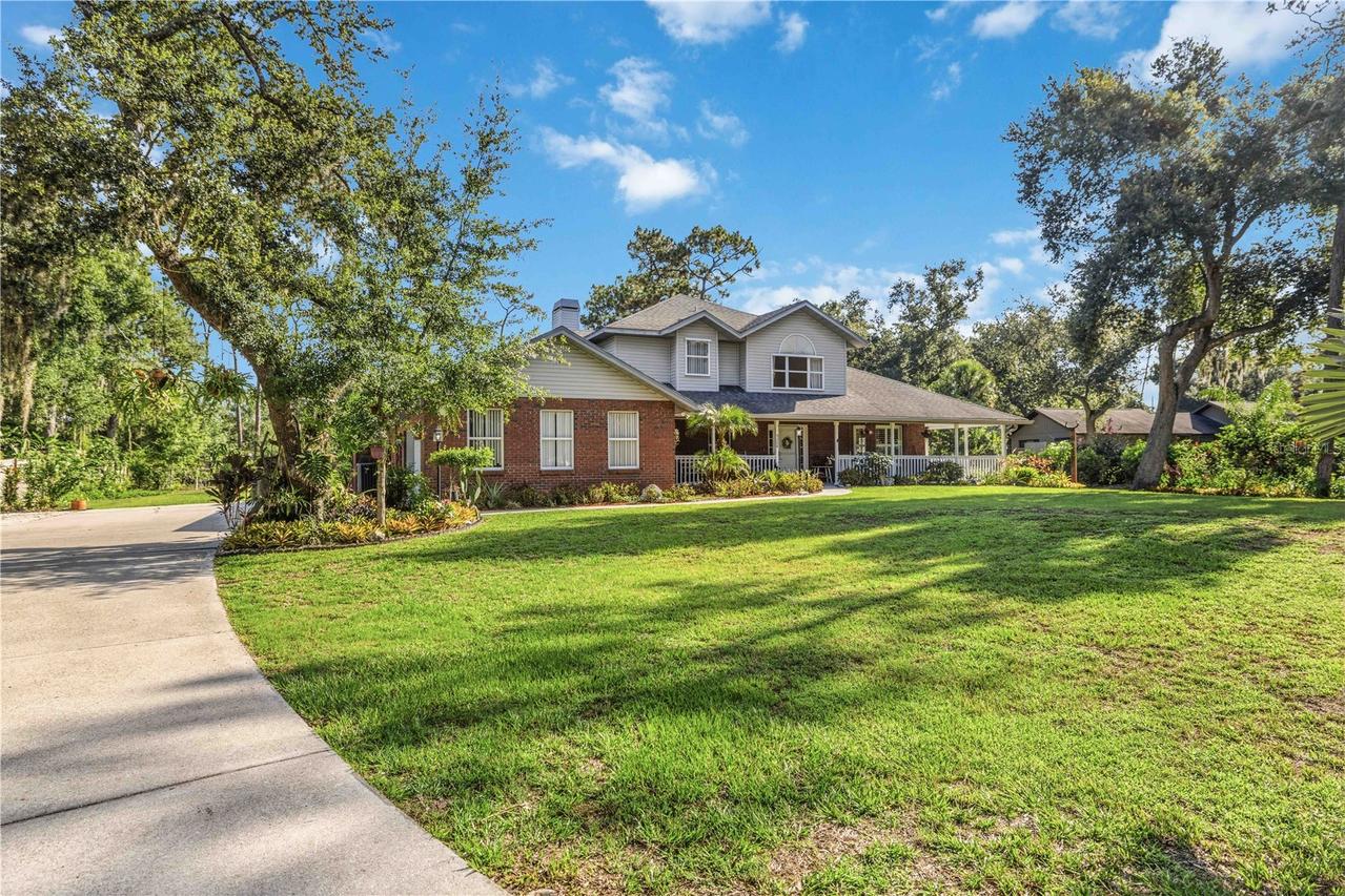 9308 65th Ave., Bradenton, FL 34202