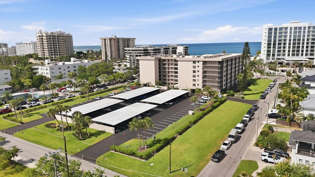 1001 Benjamin Franklin Dr. #206, Sarasota, FL 34236