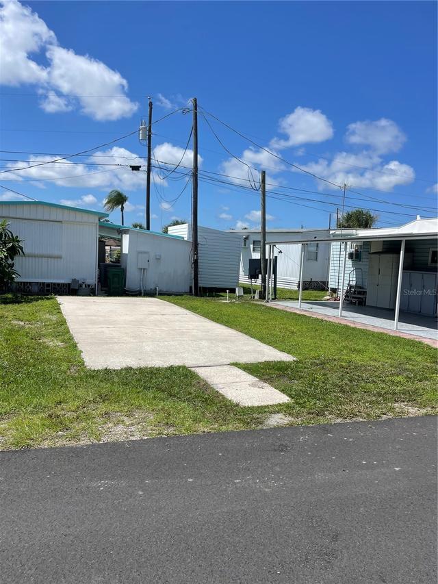 99 Michigan St., Palmetto, FL 34221