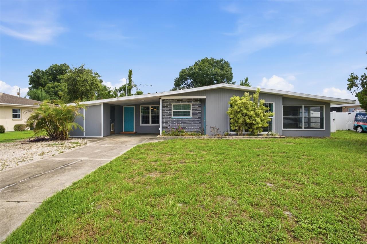 3328 Barstow St., Sarasota, FL 34235