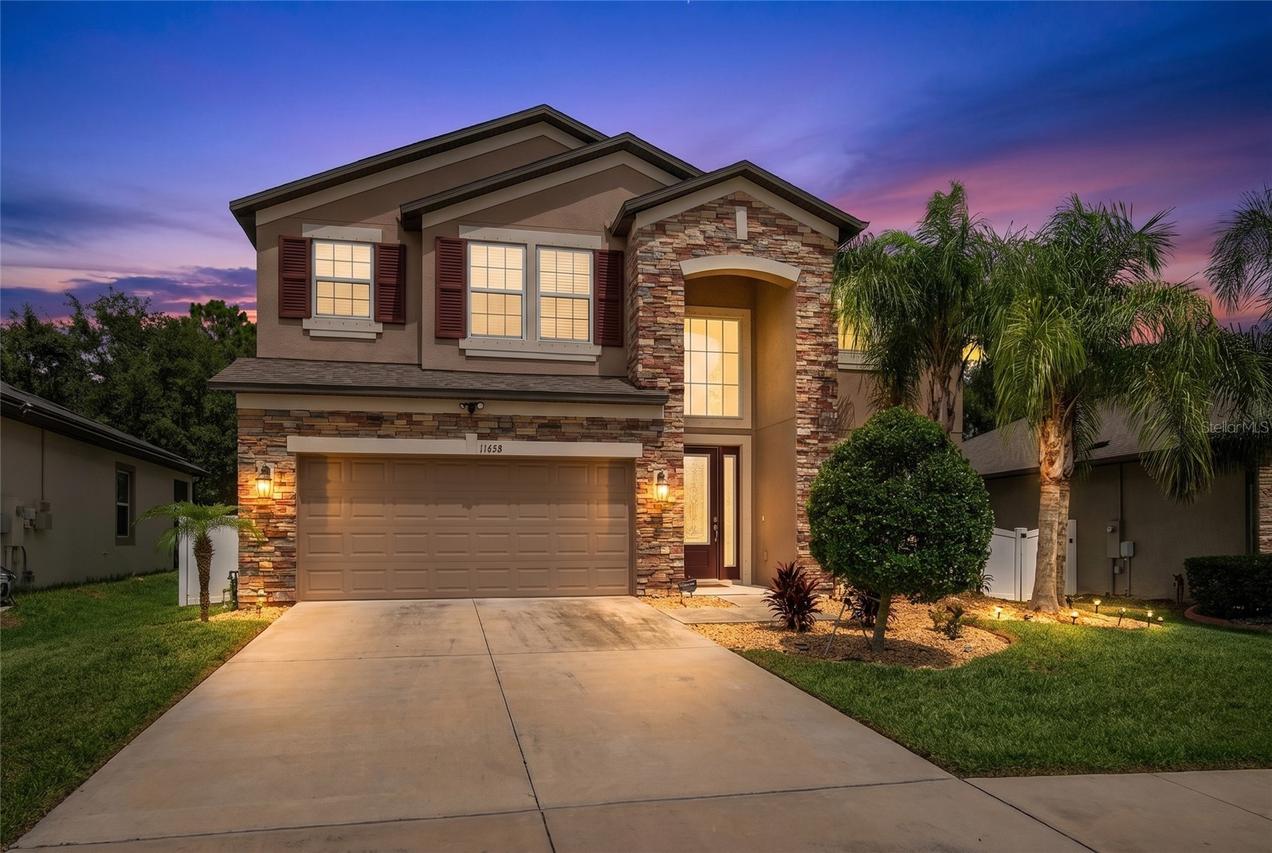 11438 Acacia Grove Ln., Riverview, FL 33579