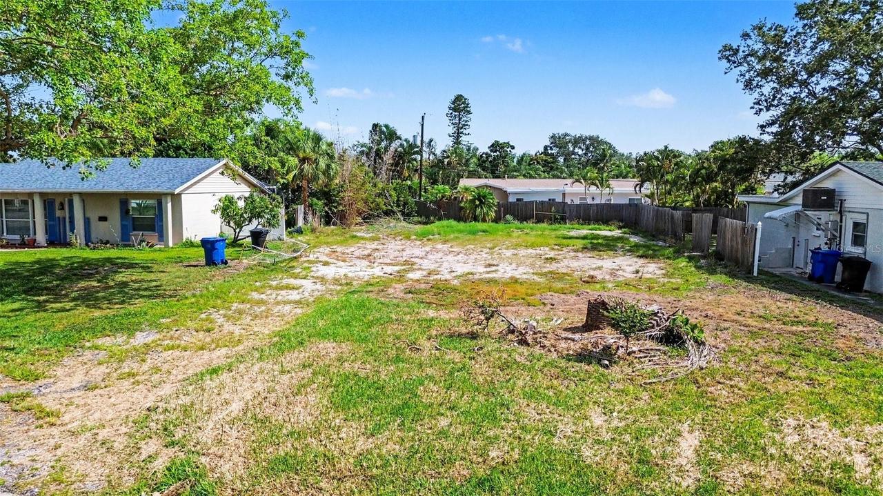 1737 Colorado Ave., St Petersburg, FL 33703