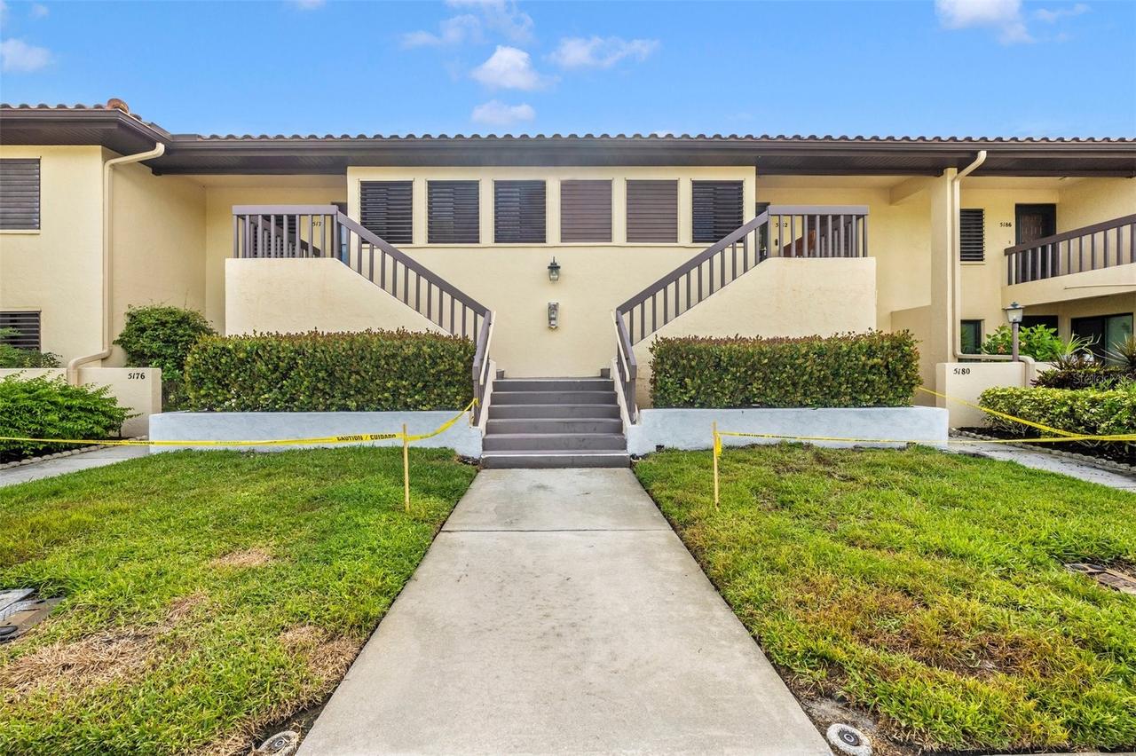 5178 Lake Village Dr. #86, Sarasota, FL 34235