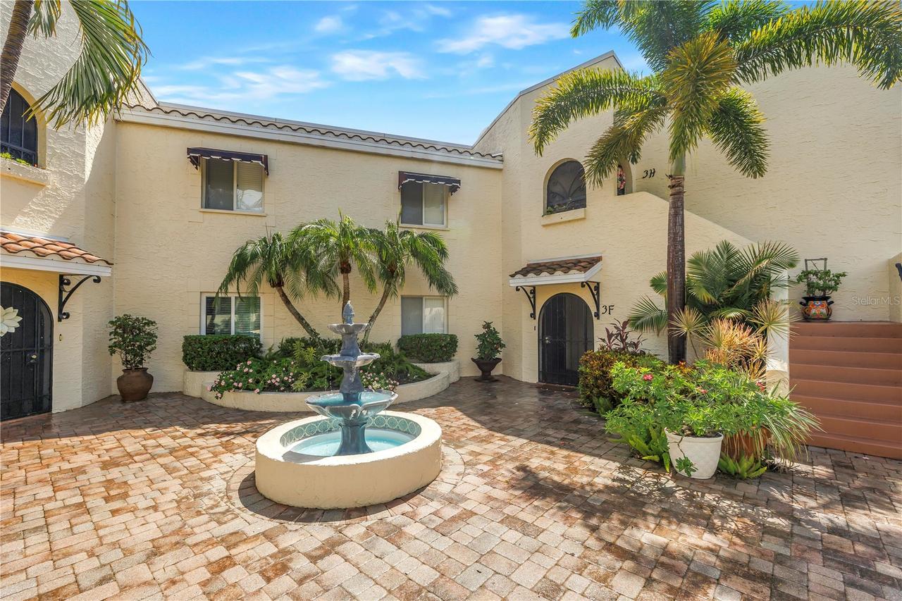 6101 34th St. #3F, Bradenton, FL 34210