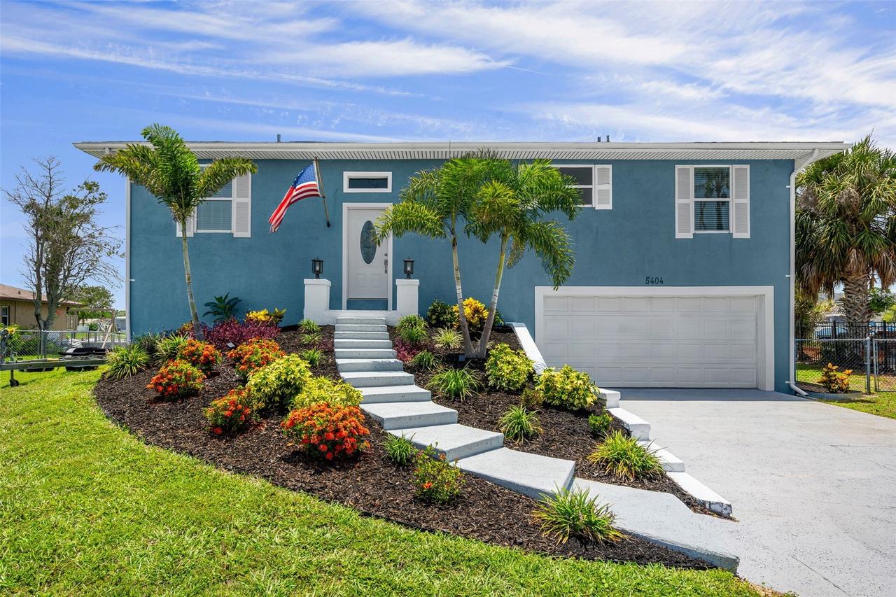5404 Bay State Rd., Palmetto, FL 34221
