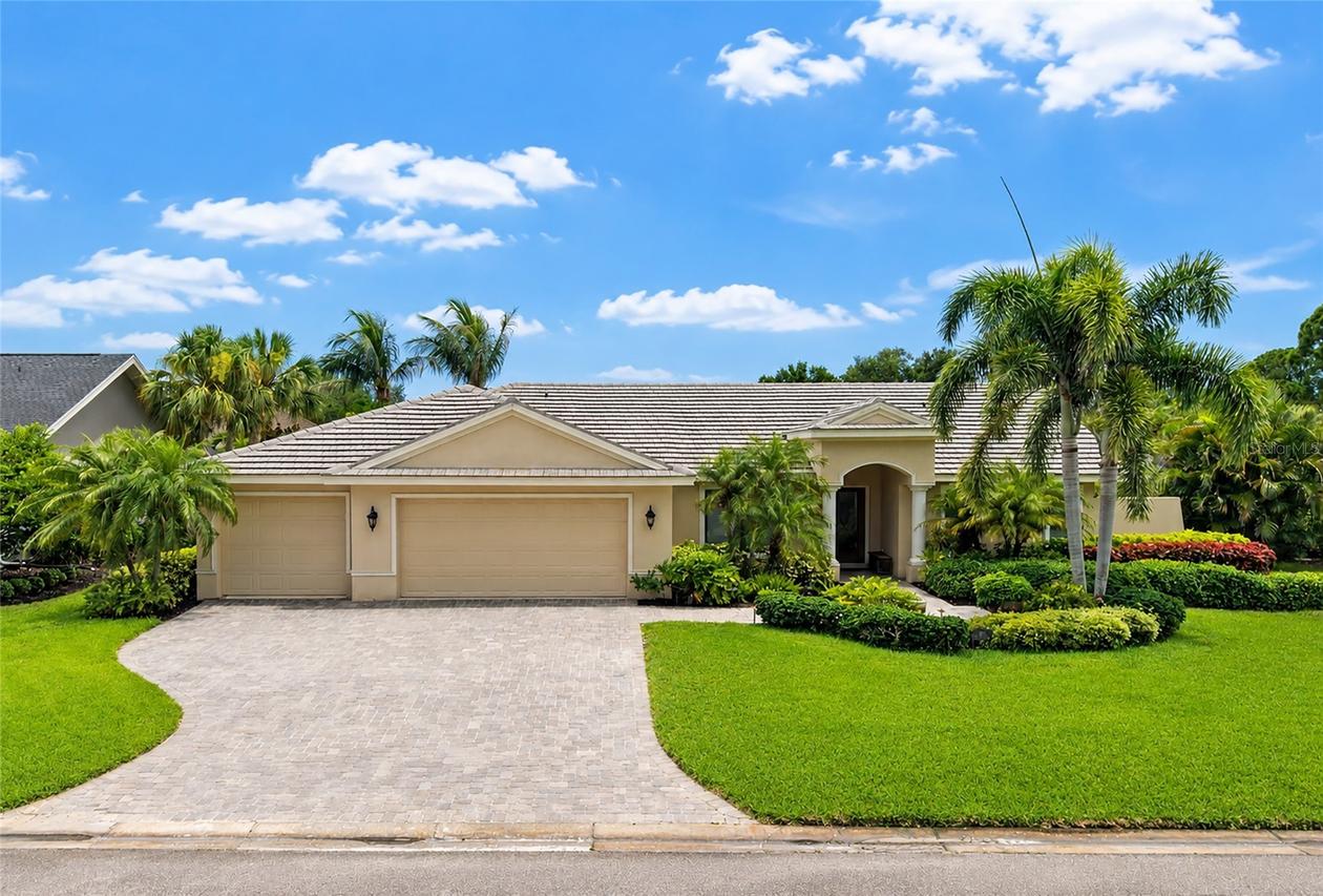 486 Yacht Harbor Dr., Osprey, FL 34229