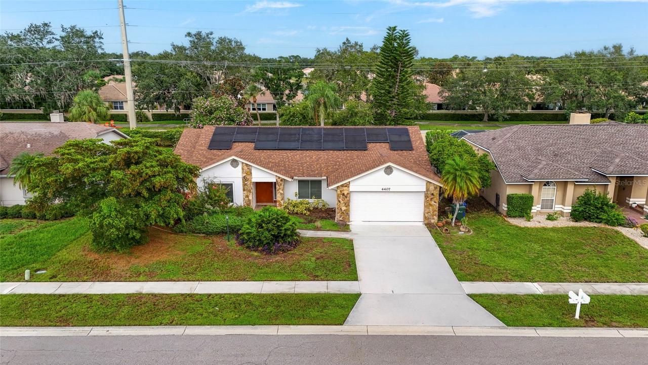 4407 Diamond Cir., Sarasota, FL 34233