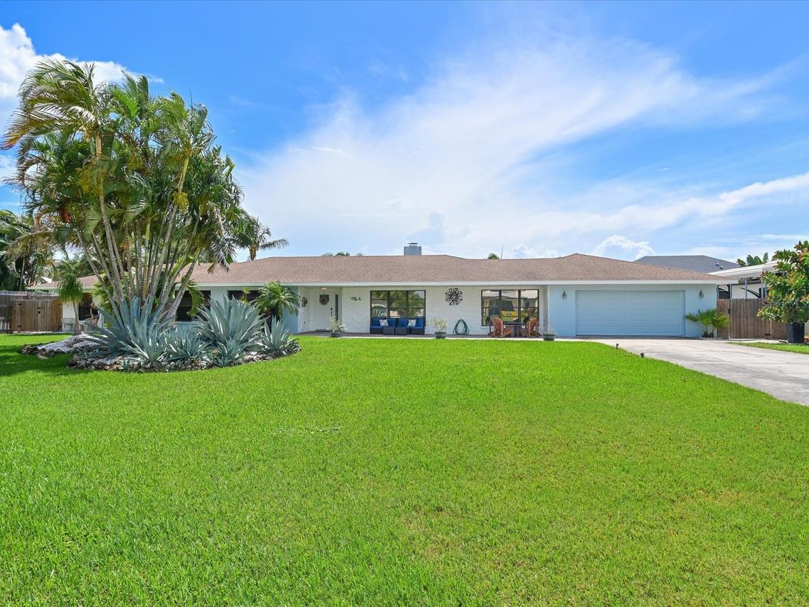 1511 89th St., Bradenton, FL 34209