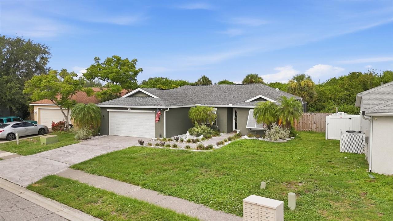 306 111th St., Bradenton, FL 34212