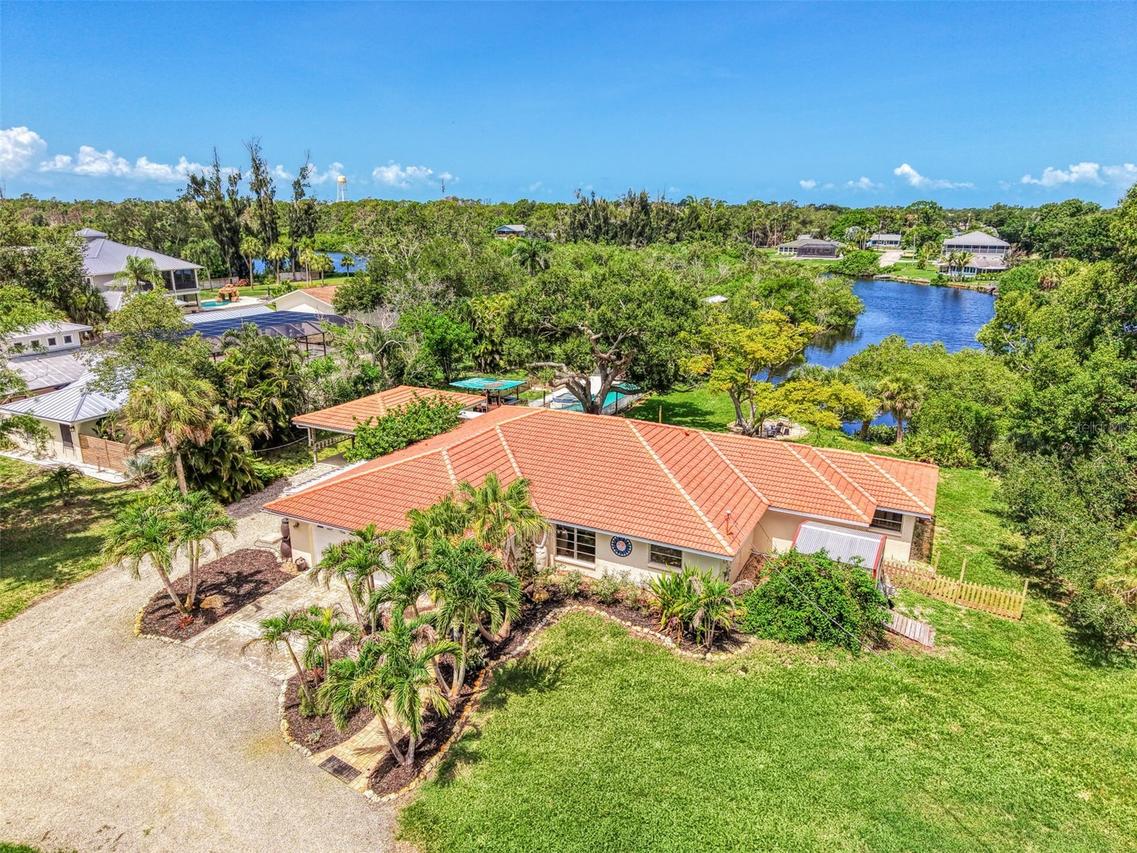 140 S Oxford Dr., Englewood, FL 34223