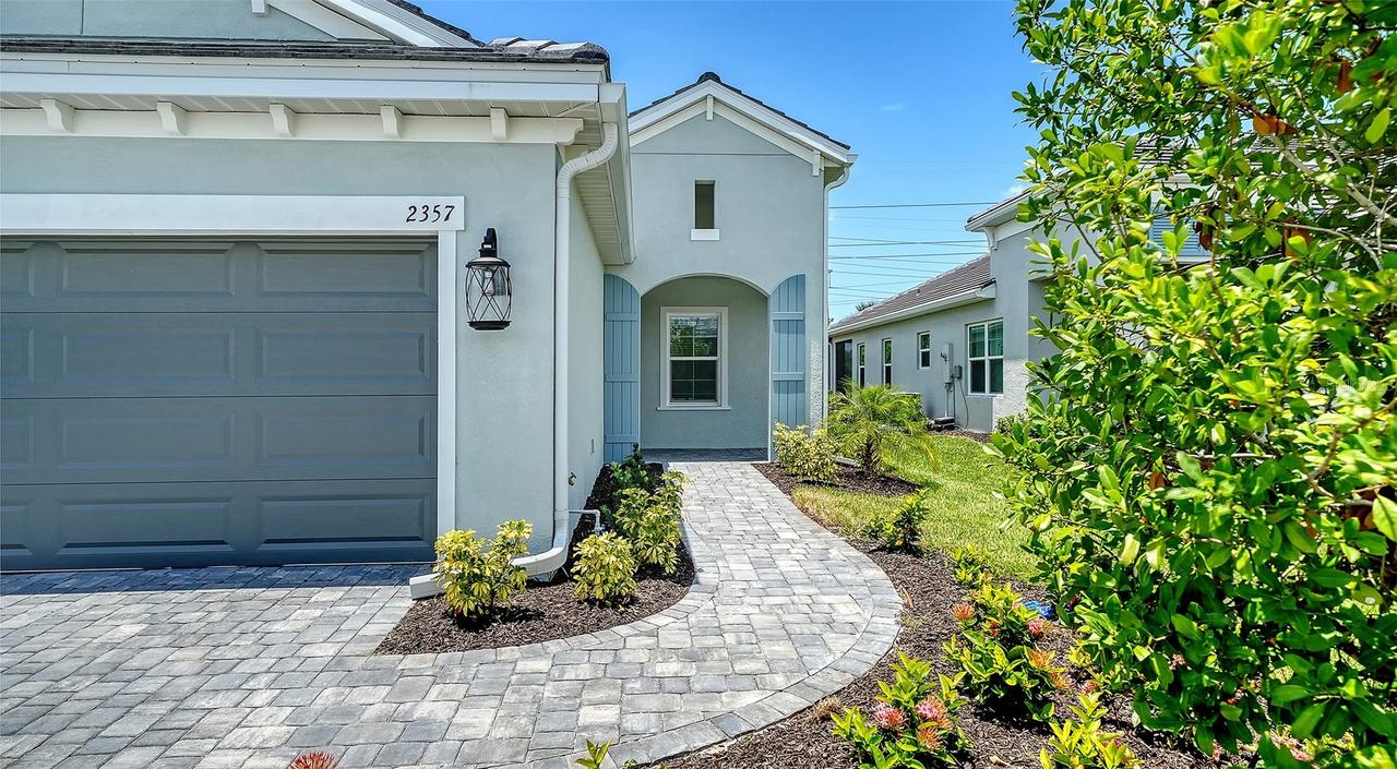 2357 Blue Mahoe Ln., Sarasota, FL 34240