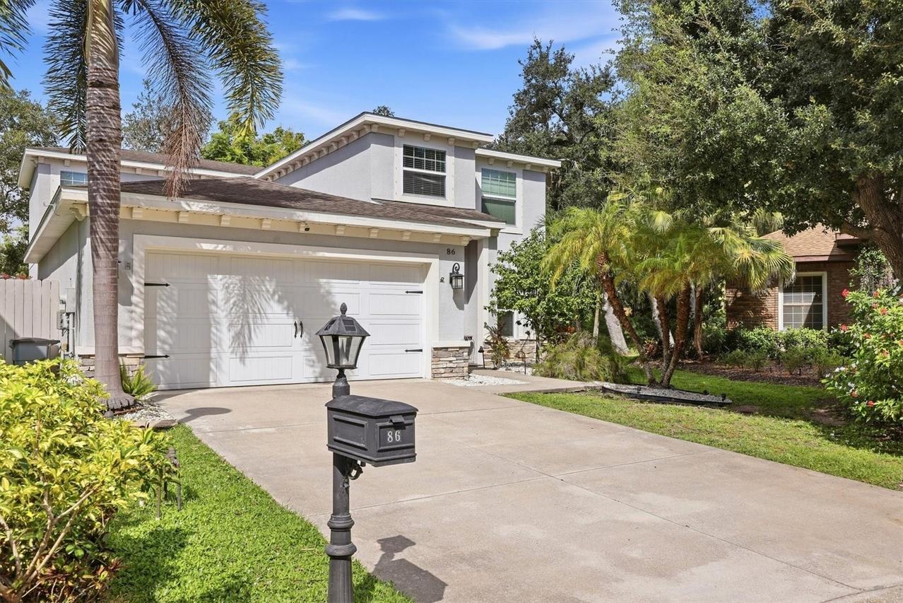 86 Arbor Oaks Dr., Sarasota, FL 34232