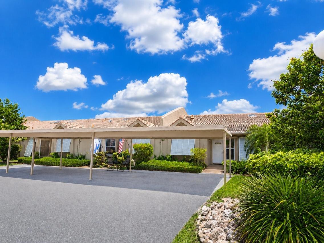 5530 37th St., Bradenton, FL 34203