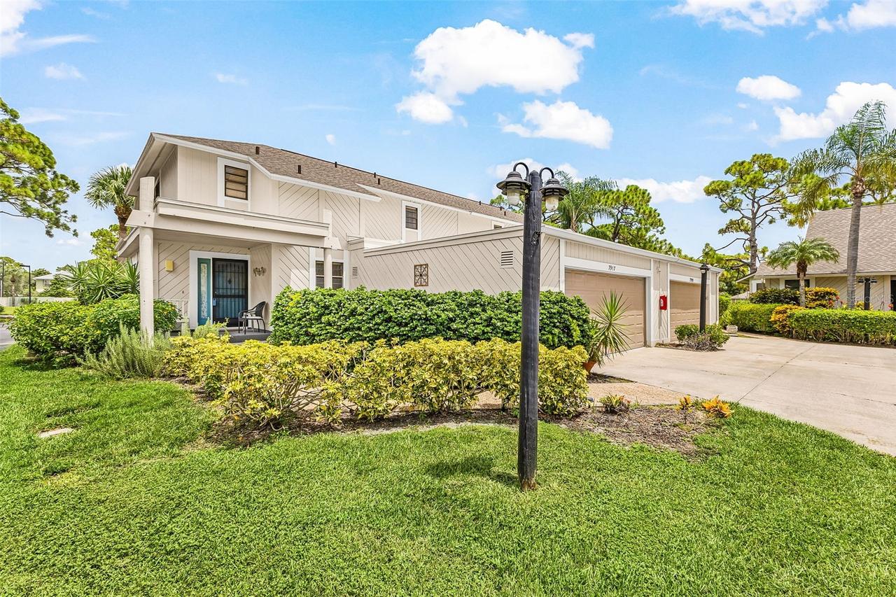 7917 Pinegrove Ct. #1, Sarasota, FL 34238