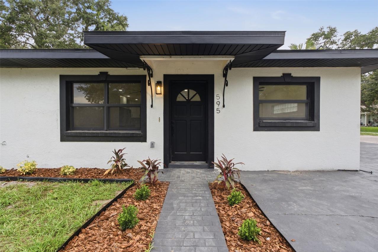 595 Pine St., Safety Harbor, FL 34695