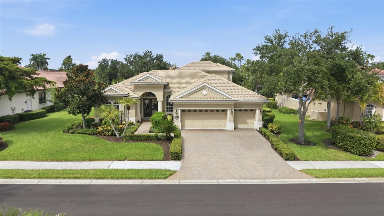 6806 Dominion Ln., Lakewood Ranch, FL 34202