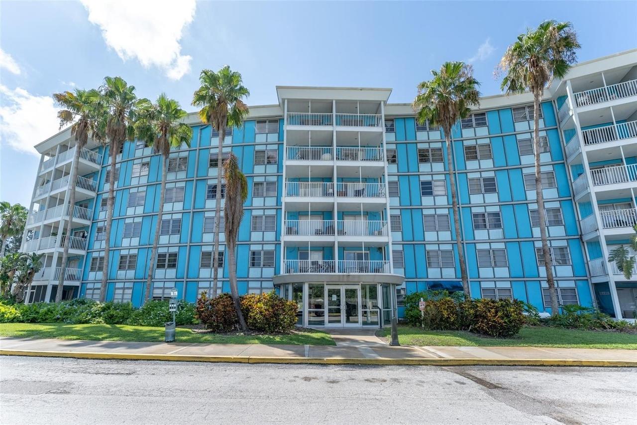 3315 58th Ave. #416, St Petersburg, FL 33712