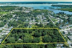 2801 11th Ave., Bradenton, FL 34208