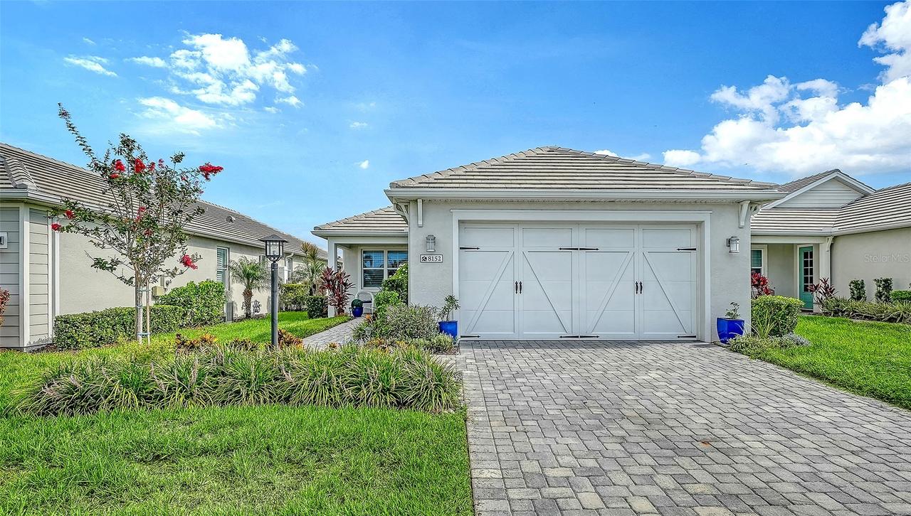 8152 Sternway Rd., Sarasota, FL 34240