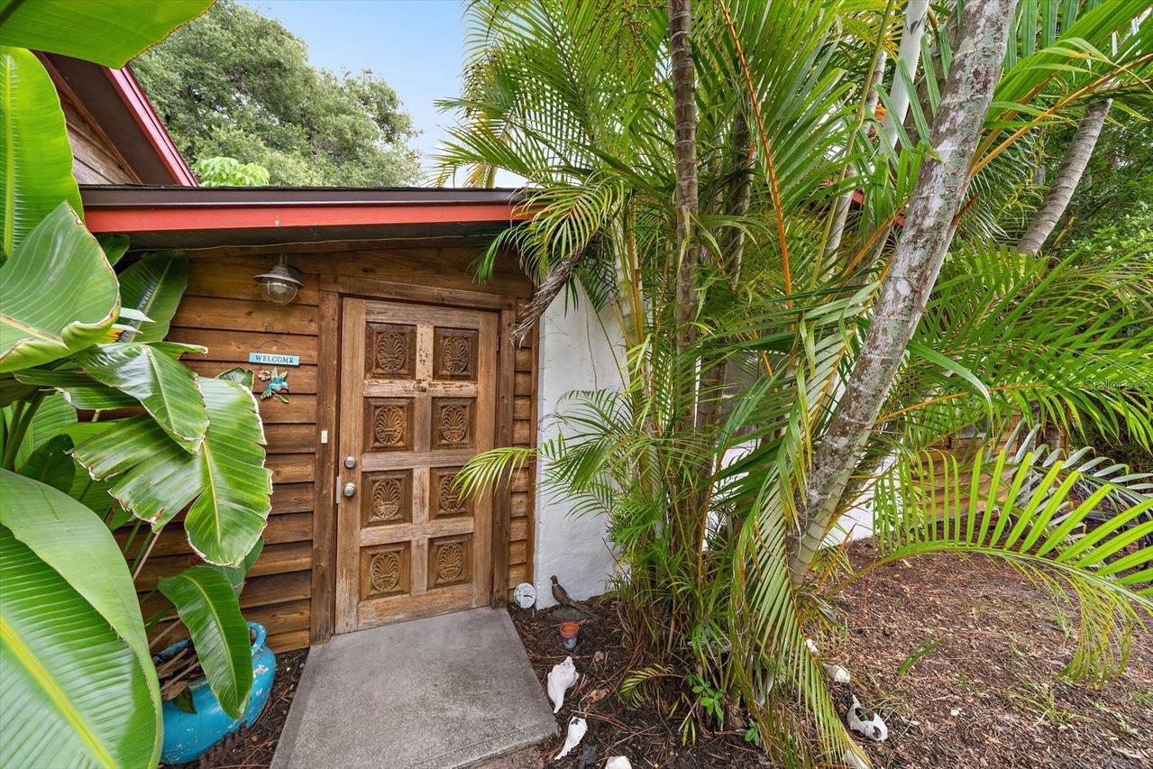 4102 Royal Palm Ave., Sarasota, FL 34234