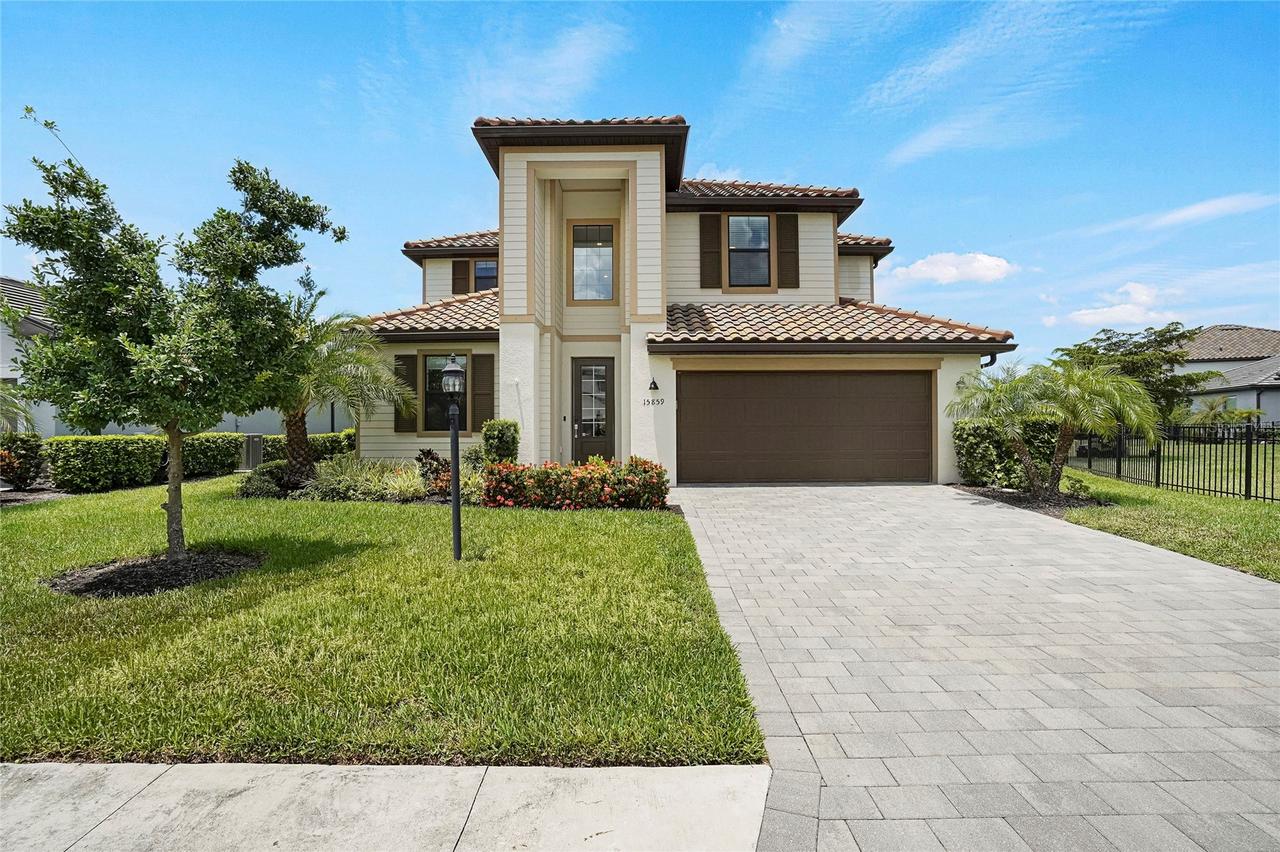 15859 Islandwalk Ave., Bradenton, FL 34211