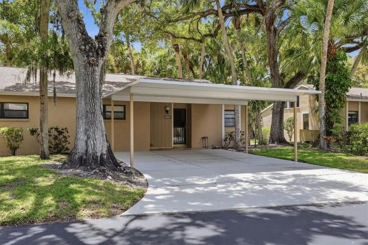 5063 Village Gardens Dr. #9, Sarasota, FL 34234