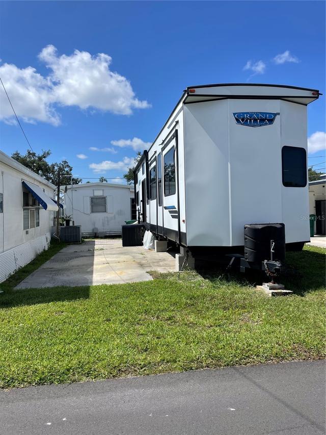 163 New York St., Palmetto, FL 34221