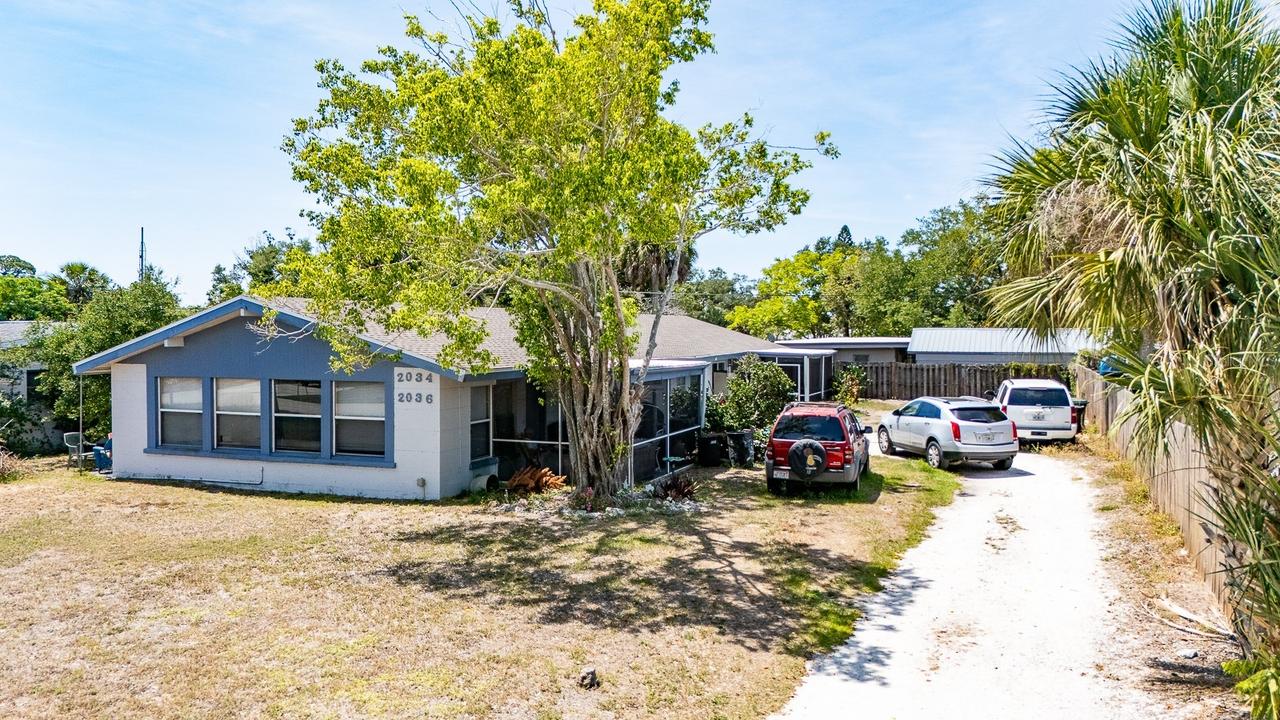 2034 Pine Ter., Sarasota, FL 34231