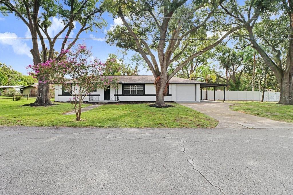 12113 Midlake Dr., Tampa, FL 33612
