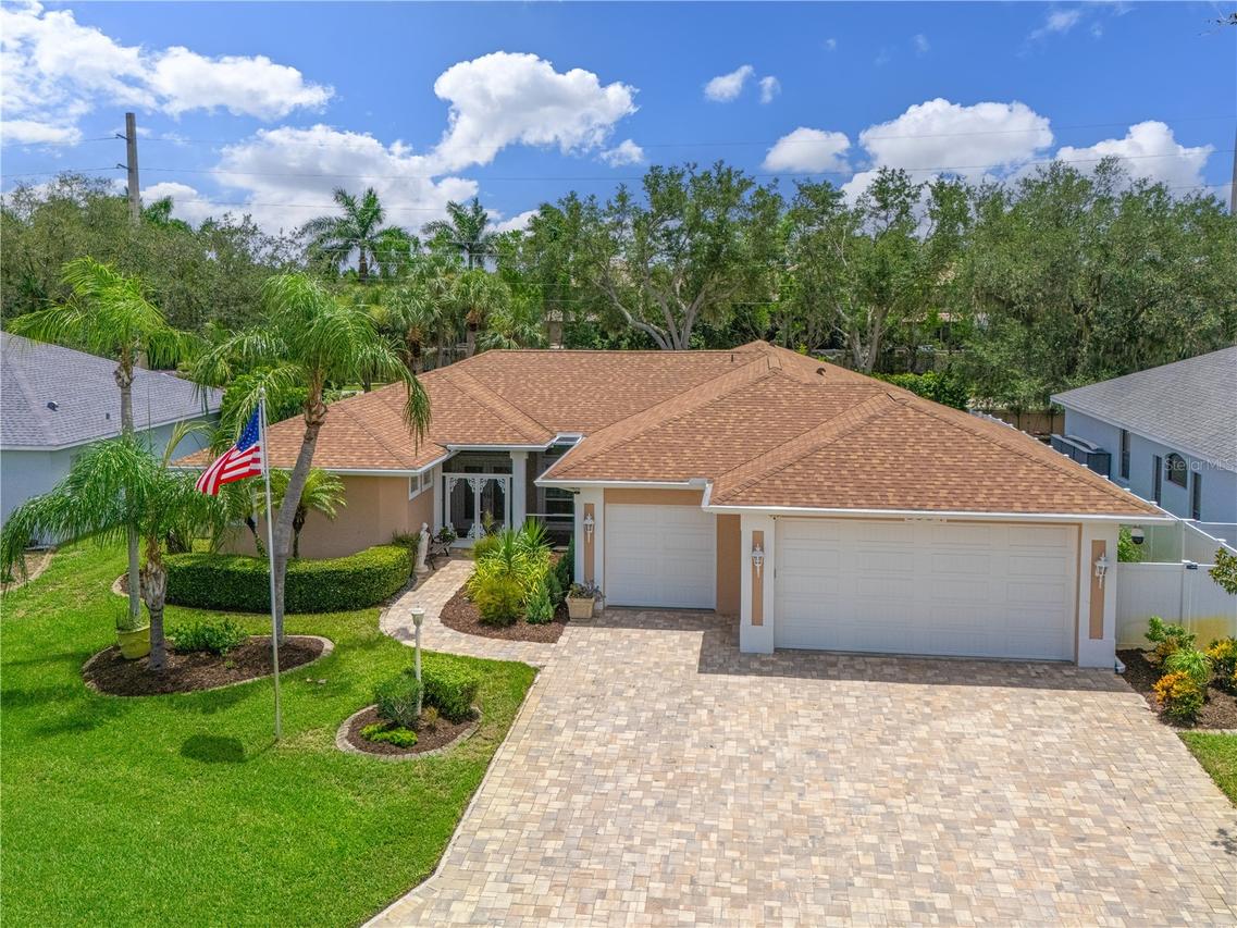 5554 Magnolia Blossom Ln., Sarasota, FL 34233