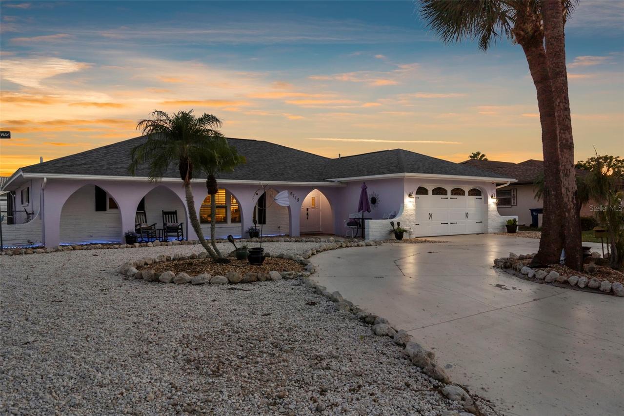 6115 10th Ave., Bradenton, FL 34209