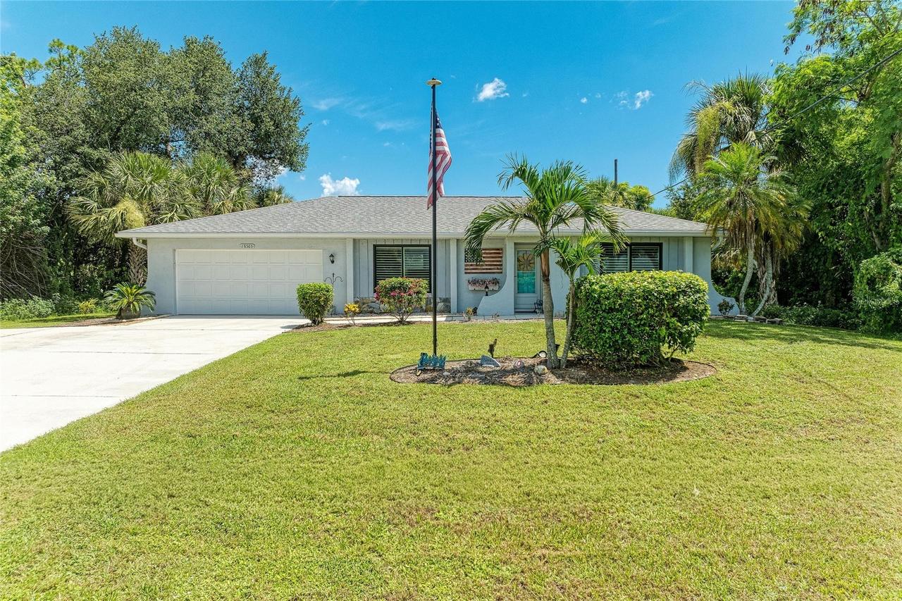 18565 Edgewater Dr., Port Charlotte, FL 33948