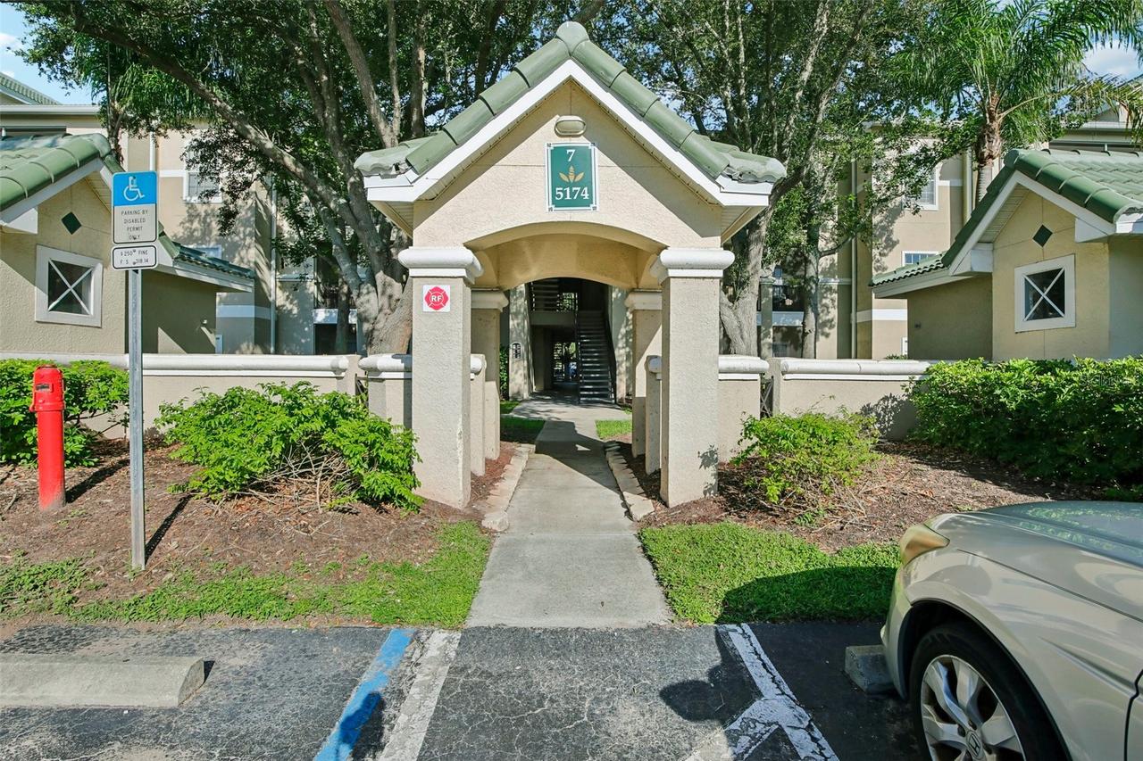 5174 Northridge Rd. #104, Sarasota, FL 34238