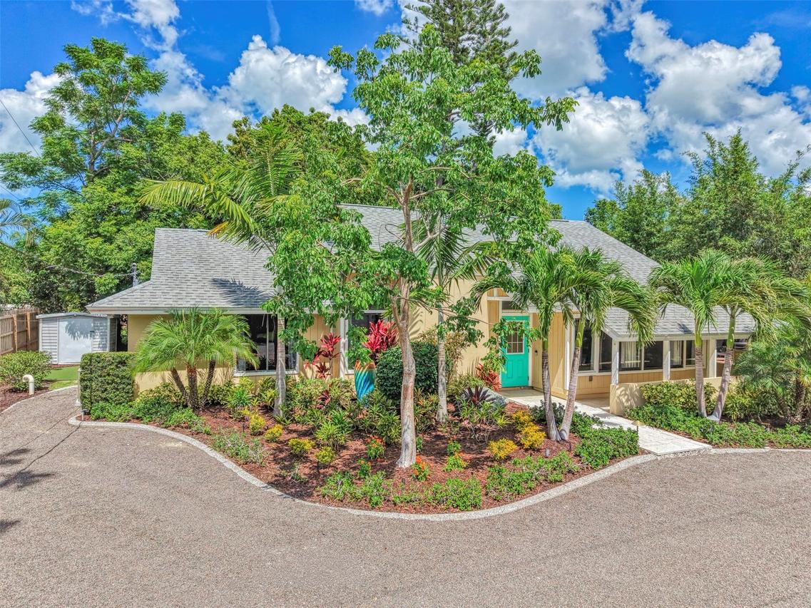 2137 Worrington St., Sarasota, FL 34231