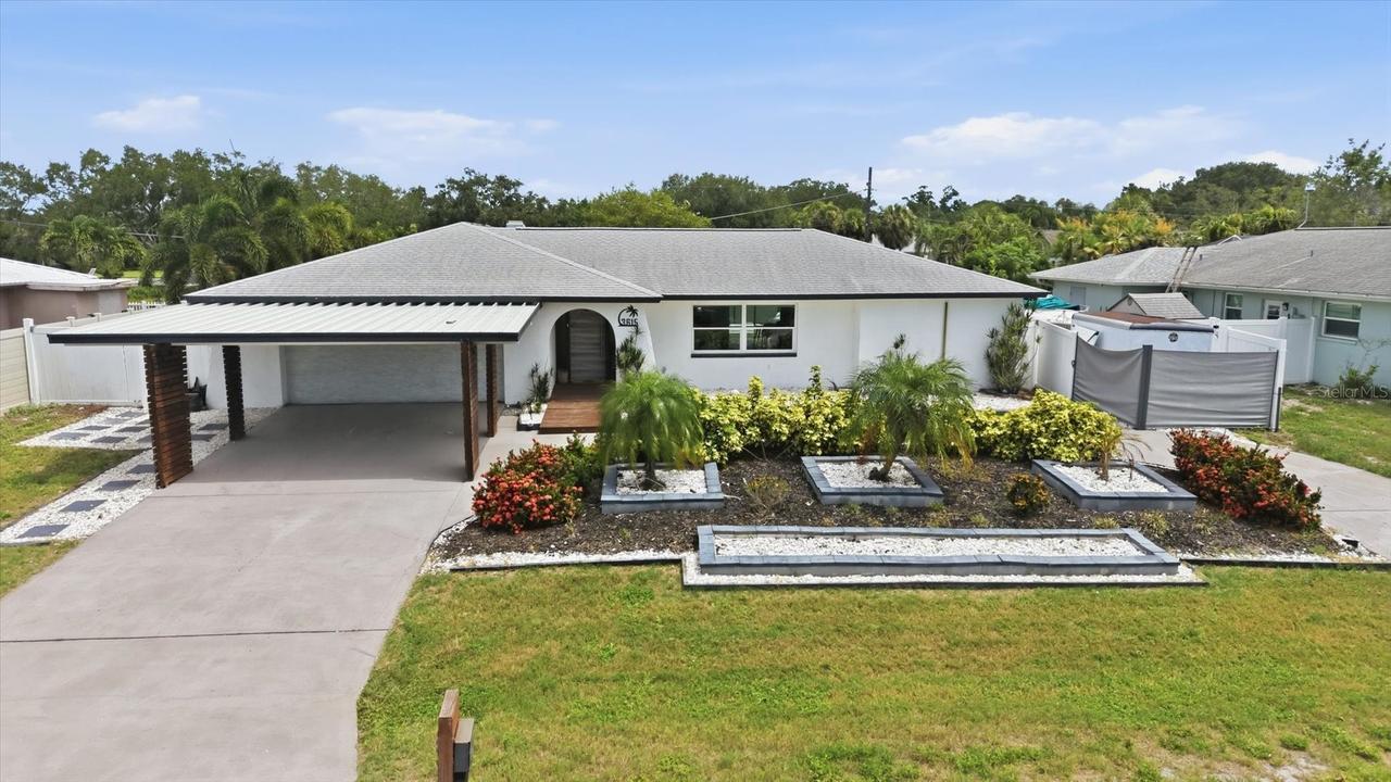 3615 Egerton Cir., Sarasota, FL 34233
