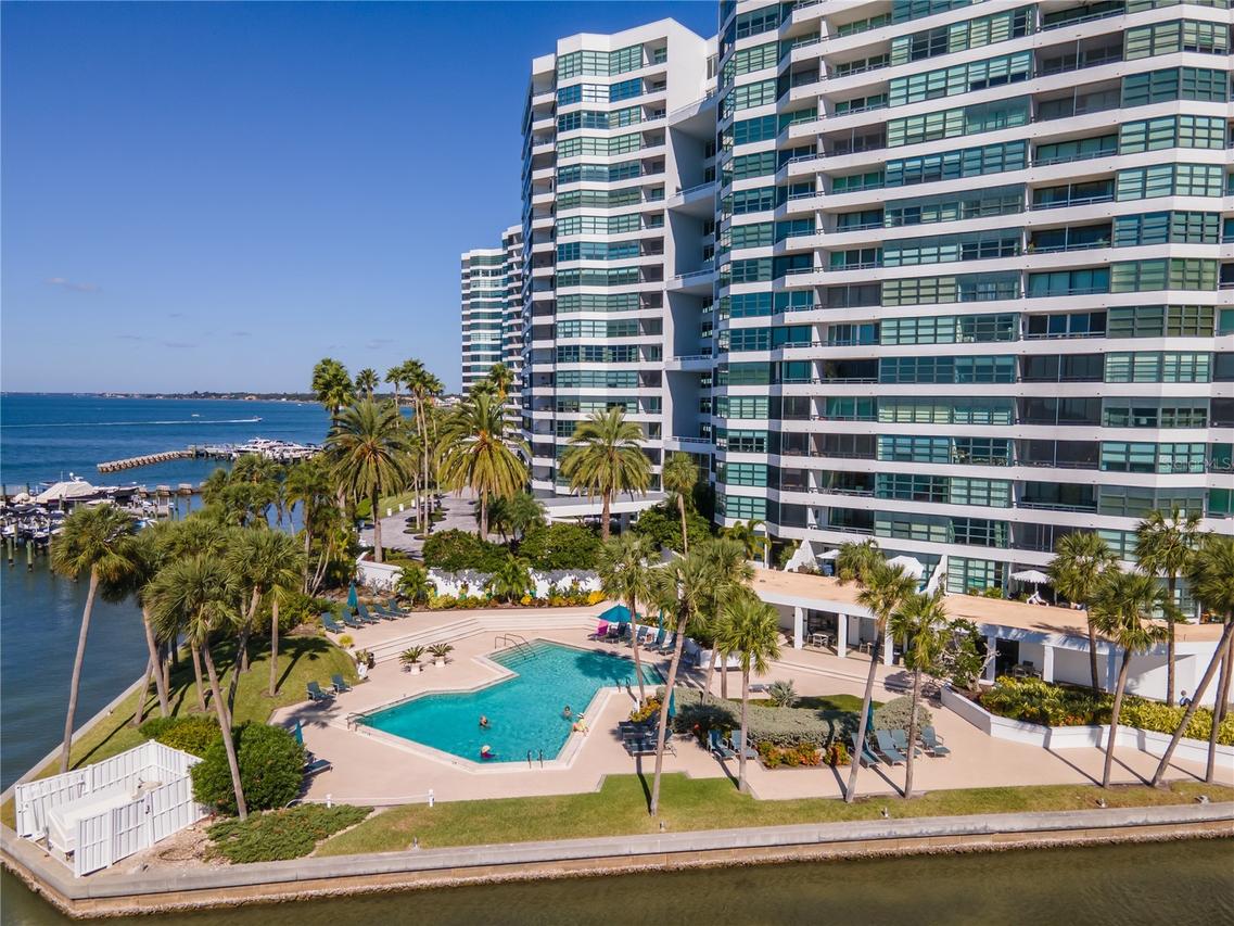 888 Boulevard Of The Arts #1705, Sarasota, FL 34236