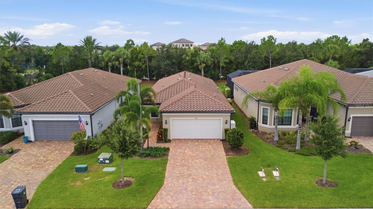6713 Alstead Cir., Bradenton, FL 34202