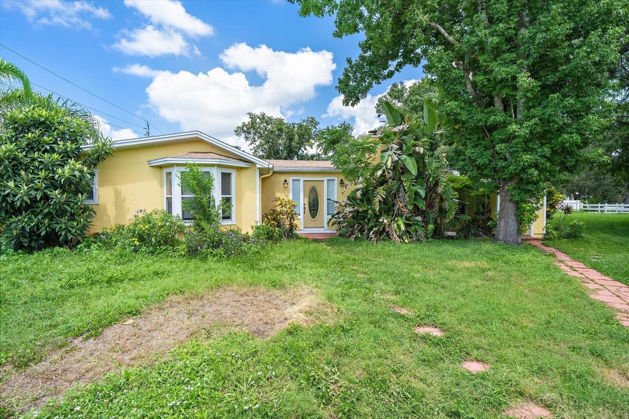 6709 Proctor Rd., Sarasota, FL 34241