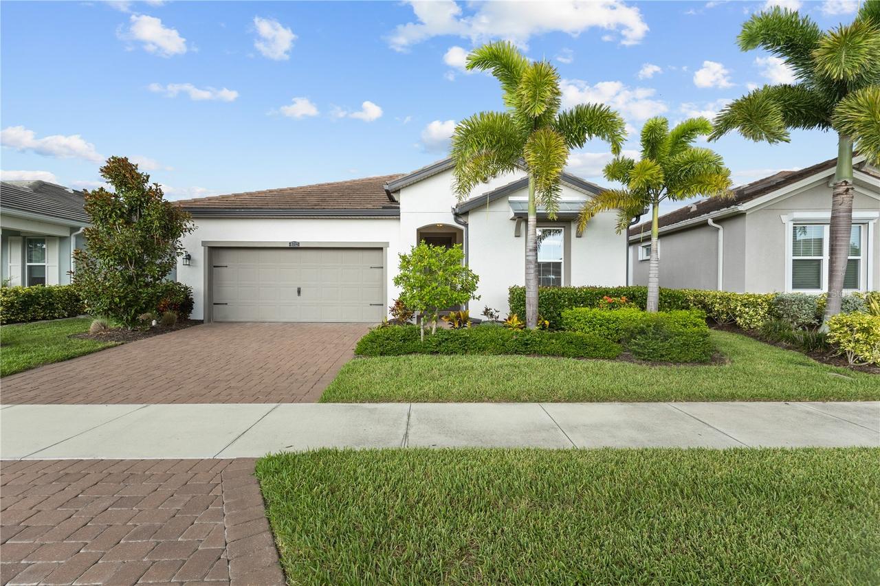 8712 Bay Meadow Dr., Sarasota, FL 34238