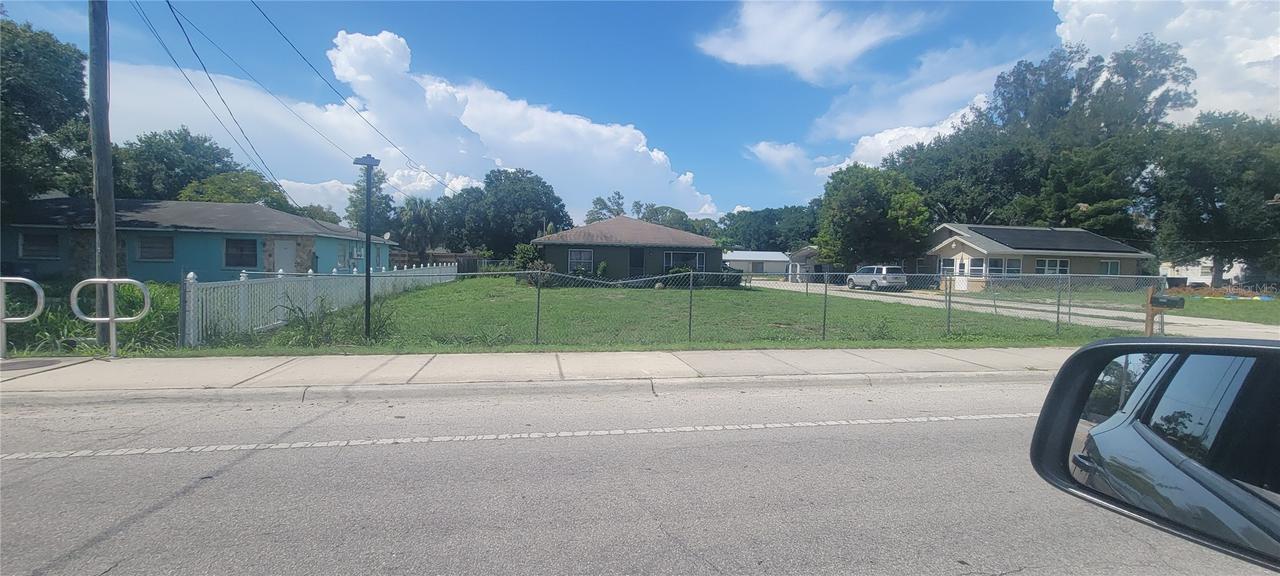 1223 57th Ave., Bradenton, FL 34203