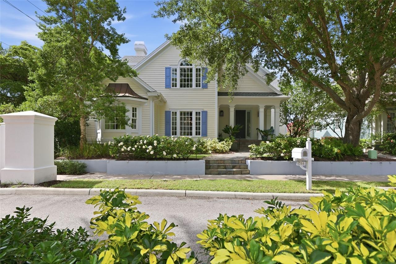 1798 Lincoln Park Cir., Sarasota, FL 34236