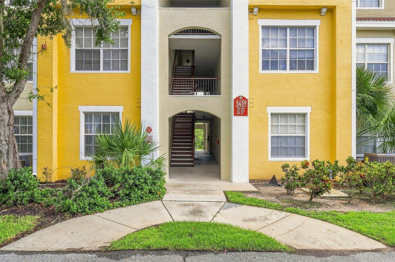 5459 Bentgrass Dr. #2-110, Sarasota, FL 34235
