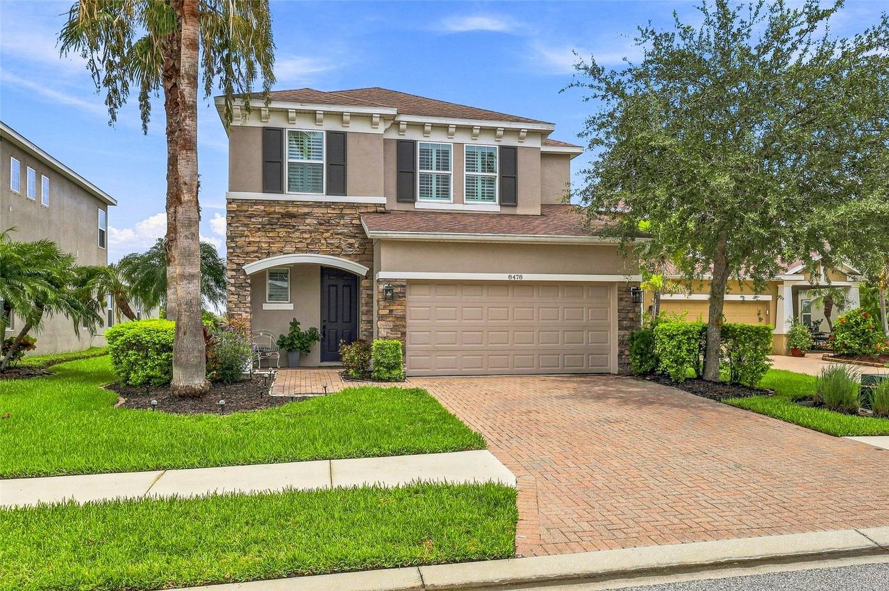 8478 Nandina Dr., Sarasota, FL 34240
