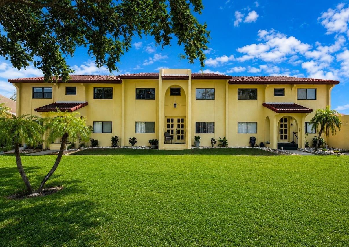 1435 57th St., Bradenton, FL 34209