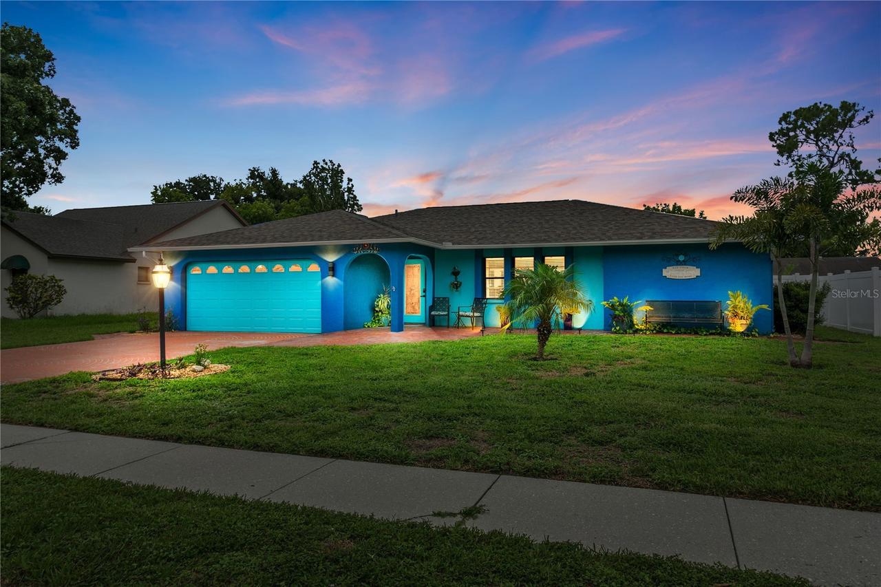 914 Plum Tree Ln., Sarasota, FL 34243